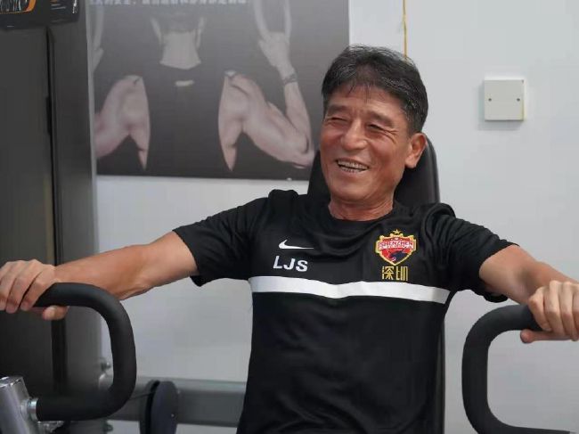 “值得一提的是因国家队比赛受伤缺席的中锋周琦已参加球队合练，有望在下一阶段在主场迎来首秀，周琦也迫不及待与关心他的球迷朋友们见面。